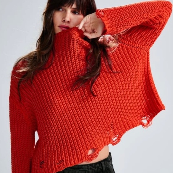 ZARA • Orange Distressed Knit Cropped Sweater - Picture 16 of 16